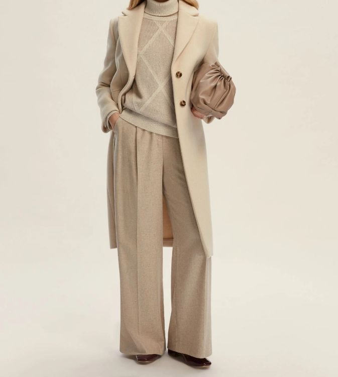 Immagine di Maglia oversize con collo alto - ECRU`