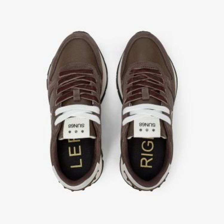 Immagine di Sneaker Ally Studs in similpelle e suede marrone