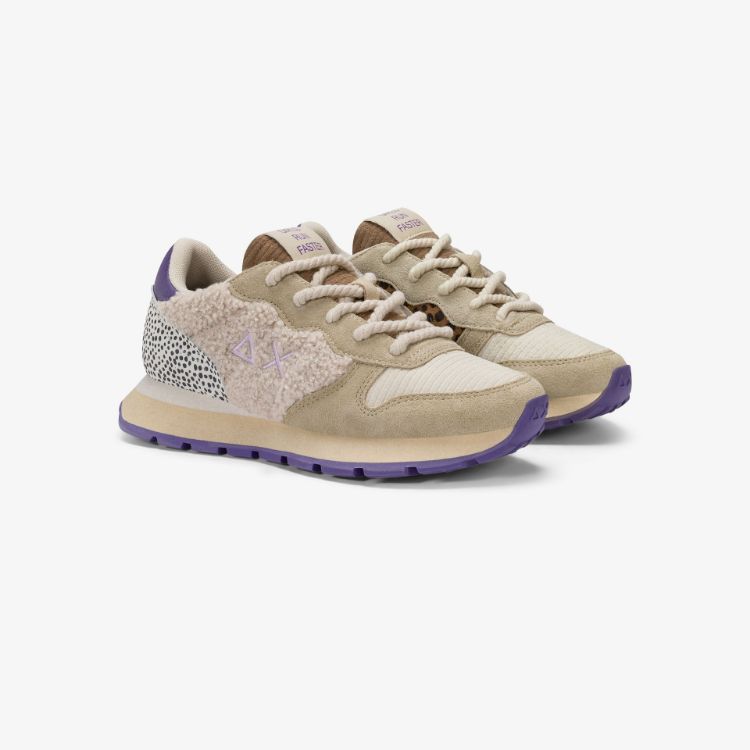 Immagine di Sneaker Ally Winter in suede e teddy bianco panna