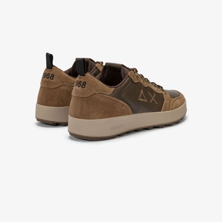 Immagine di Sneaker Genius in pelle bottalata e suede volpe