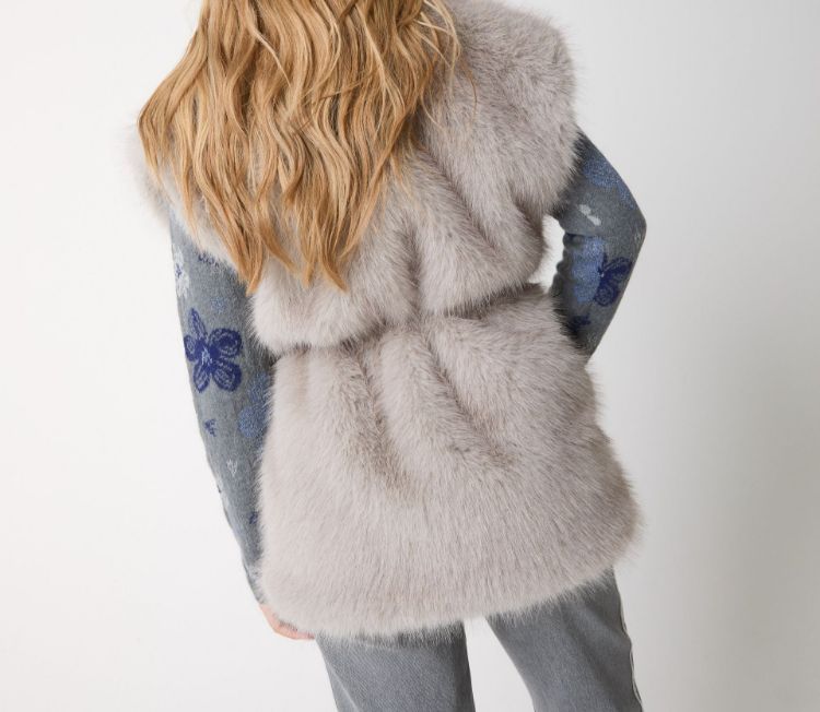 Immagine di Gilet in ecopelliccia