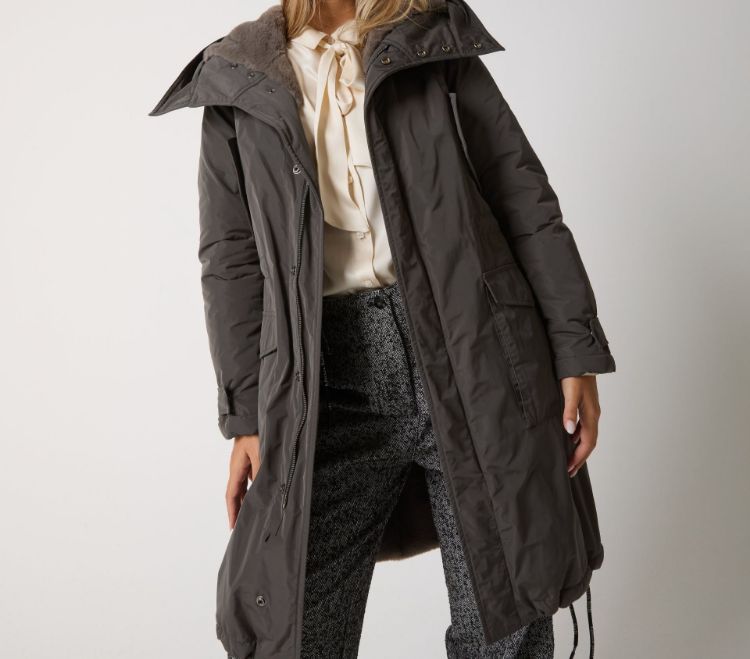 Immagine di Parka in nylon con cappuccio