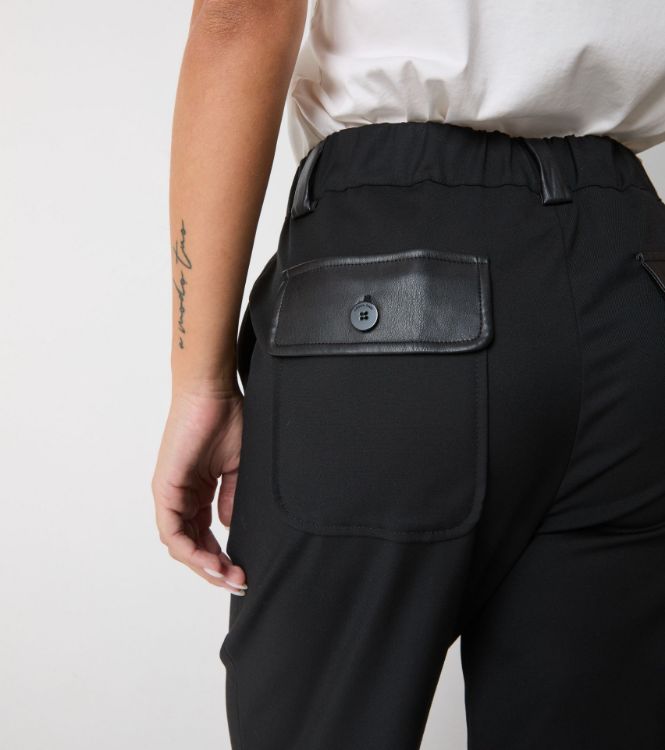 Immagine di Pantaloni cropped con tasche