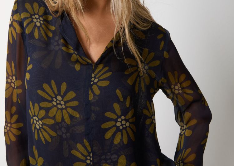 Immagine di Blusa in seta con stampa