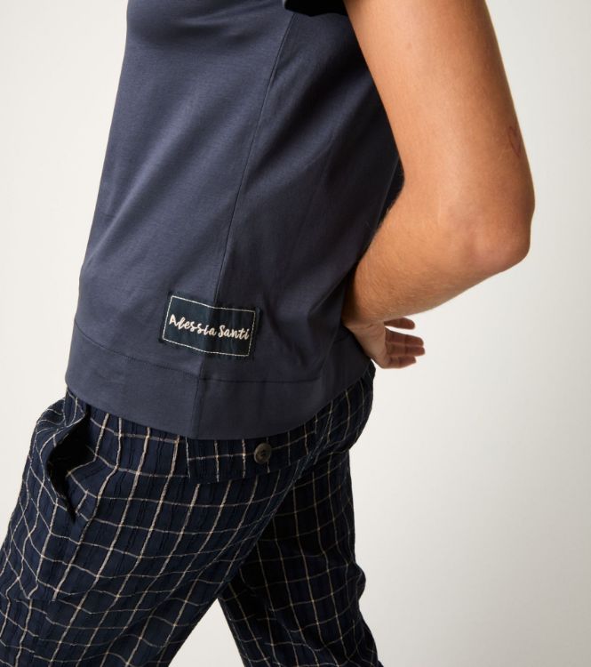 T-shirt girocollo con patch logata blu